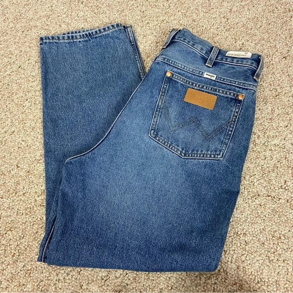 New! Wrangler Wild West 603 High Rise Straight Jean NWT 17016 - Picture 3 of 13